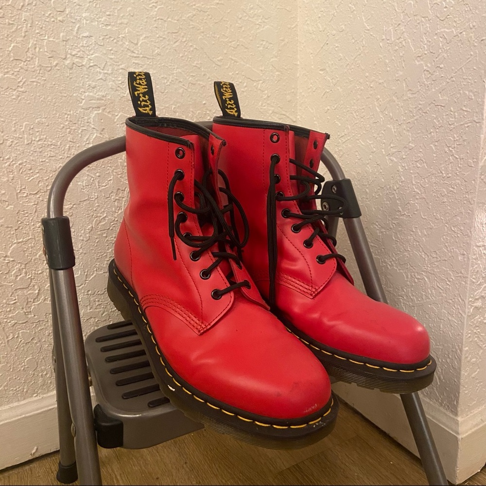 RED DR. MARTENS